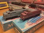 Märklin 3051 NS 1211 en 1219, Wisselstroom, Locomotief, Ophalen of Verzenden, Zo goed als nieuw