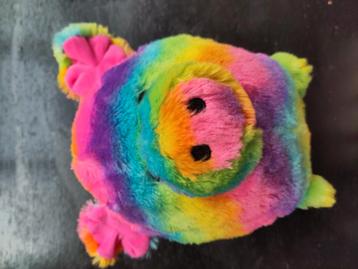Funky Piggy Familie regenboog knuffel  beschikbaar voor biedingen
