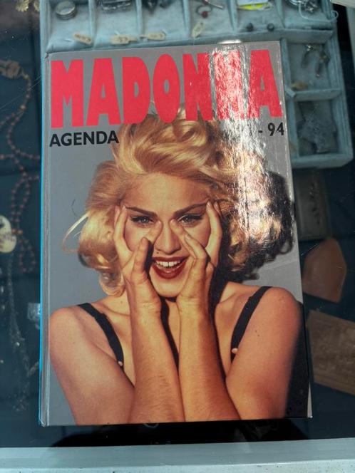 Madonna Agenda 1994, Cd's en Dvd's, Vinyl | Verzamelalbums, Zo goed als nieuw, Pop, Ophalen of Verzenden