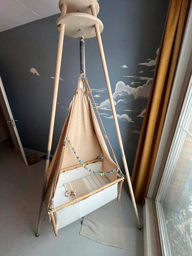 Hussh hangwiegje / babybedje, Kinderen en Baby's, Babywiegjes en Ledikanten, Gebruikt, Wieg, Ophalen