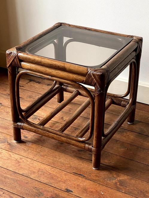 vintage bamboe bijzettafel, salontafel, nachtkastje, 1970, Huis en Inrichting, Tafels | Bijzettafels, Zo goed als nieuw, Vierkant