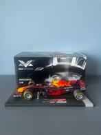 Max Verstappen auto 1:18 2017 Malaysian GP Winner, Ophalen of Verzenden, Zo goed als nieuw, Auto, MiniChamps