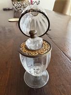 Antiek parfumflesje, Ophalen of Verzenden