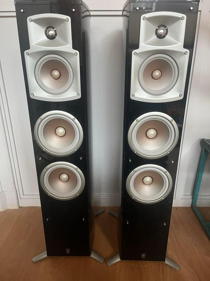 Yamaha NS-555 Speakerset - Goede Staat, Audio, Tv en Foto, Luidsprekers, Gebruikt, Front, Rear of Stereo speakers, 120 watt of meer