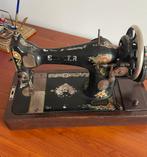 AntiekeSinger Naaimachine Mooi Gedecoreerd, Ophalen