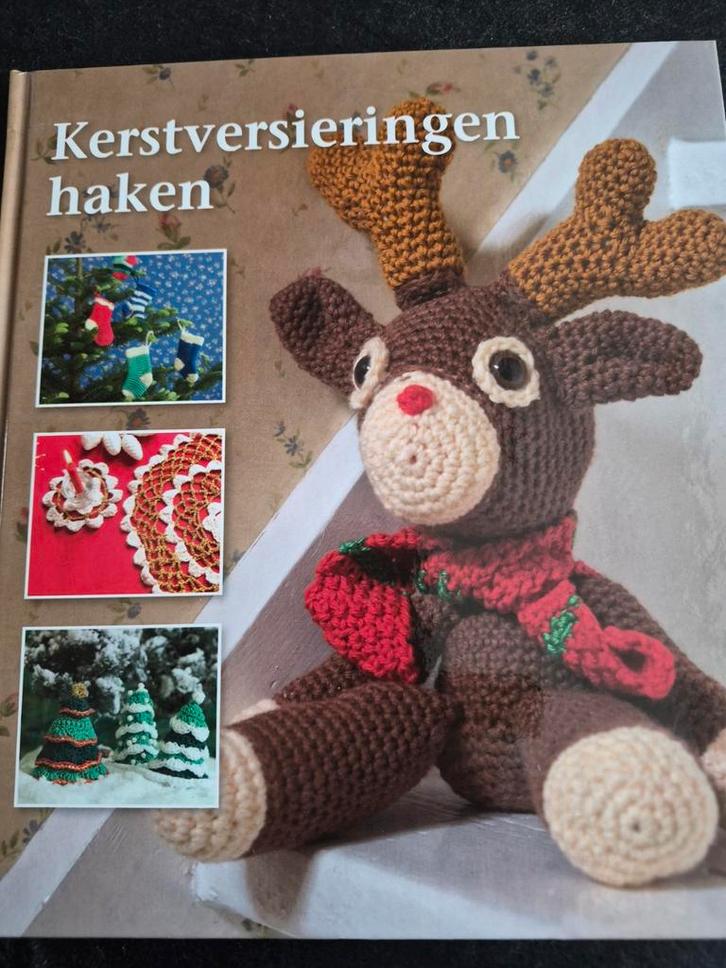 Kerstversieringen Haken - Boek, Hobby en Vrije tijd, Breien en Haken, Zo goed als nieuw, Haken, Patroon of Boek, Ophalen of Verzenden