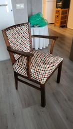 Vintage houten stoel met geruite bekleding, Ophalen, Hout, Gebruikt, Overige kleuren