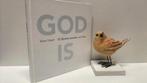 Visser, Kees; God is (52 bijbelse beelden van God), Ophalen of Verzenden, Gelezen, Christendom | Protestants