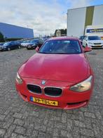BMW 1-serie 116i KLEPPEN TIKKEN, 1-Serie, Gebruikt, 4 cilinders, Start-stop-systeem