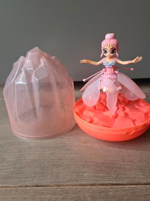 Hatchimals Pixies Crystal Flyers, Verzamelen, Disney, Zo goed als nieuw, Beeldje of Figuurtje, Ophalen of Verzenden