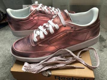 Nieuwe champag.kleur metallic  Leren sneakers Reebok mt 39  beschikbaar voor biedingen