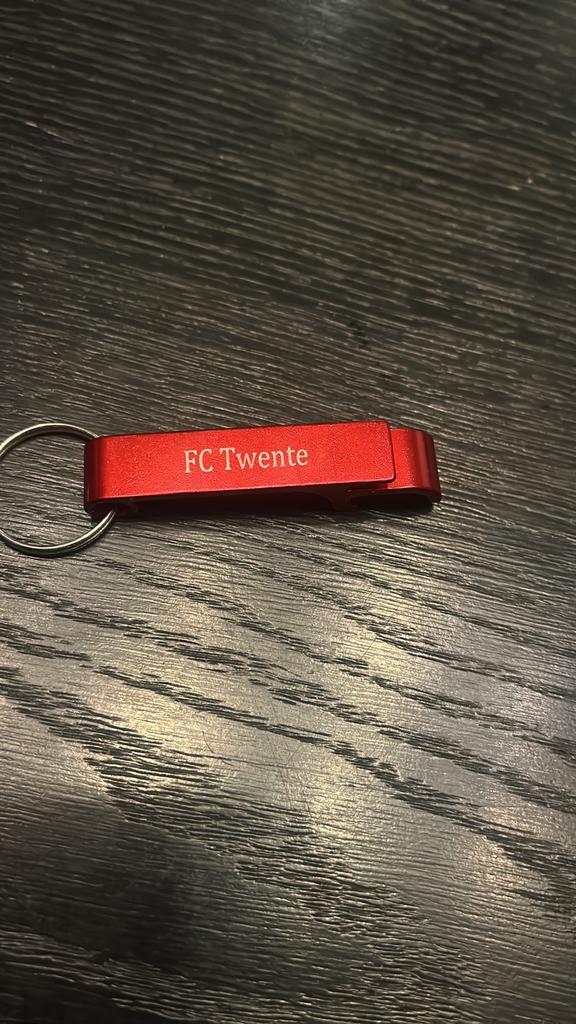 Fc Twente sleutelhanger-bieropener, Verzamelen, Sleutelhangers, Zo goed als nieuw, Verzenden
