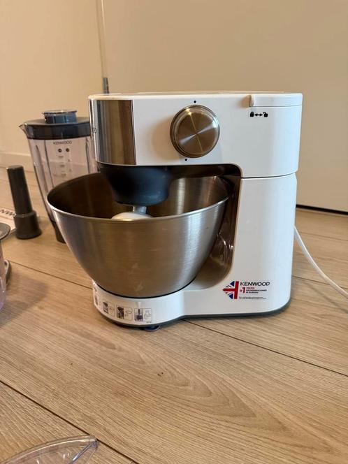 Kenwood KM28 Keukenmachine met Accessoires, Witgoed en Apparatuur, Keukenmixers, Gebruikt, 4 liter of meer, 3 snelheden of meer