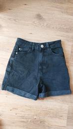 Primark mom denim shorts 32 NEW, Kleding | Dames, Spijkerbroeken en Jeans, Nieuw, Primark, Ophalen of Verzenden, W27 (confectie 34) of kleiner