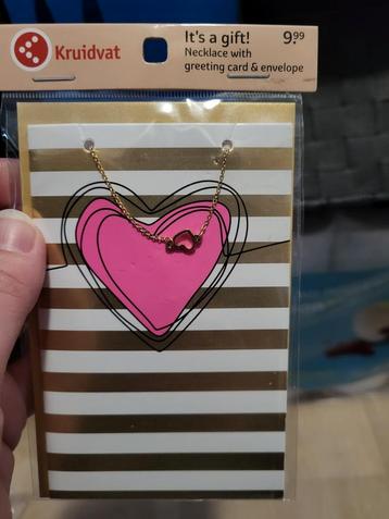 nieuwe ketting hart met kaart nieuwprijs €9,99 beschikbaar voor biedingen