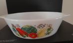 Vintage Pyrex ovenschaal diameter 22 cm., Huis en Inrichting, Keuken | Servies, Ophalen of Verzenden, Gebruikt, Overige stijlen