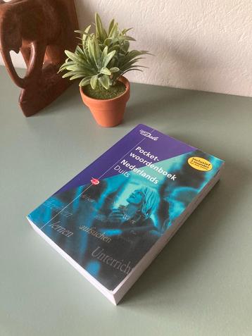 Van Dale Pocketwoordenboek Nederlands-Duits beschikbaar voor biedingen