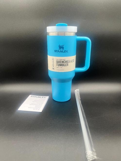 Stanley Quencher - 1.2L - RVS - Met rietje en handvat, Sport en Fitness, Bidons, Nieuw, Verzenden