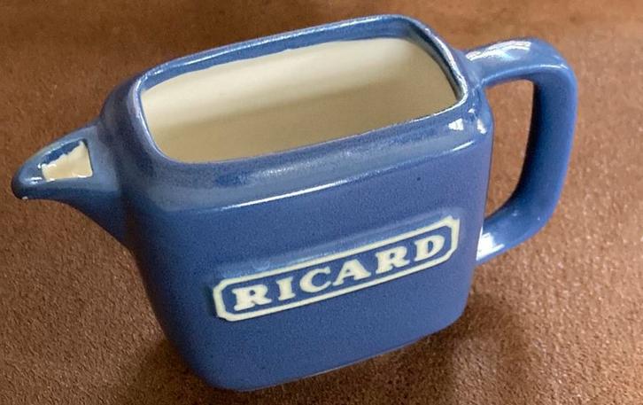 Ricard Water kannetje keramiek blauw, Antiek en Kunst, Curiosa en Brocante, Verzenden