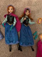 Elsa en Anna Barbiepoppen met accessoires, Ophalen of Verzenden, Zo goed als nieuw, Barbie