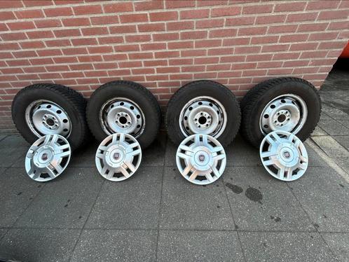 Velgen + banden Fiat Ducato 5x118, Auto-onderdelen, Banden en Velgen, Banden en Velgen, All Season, 15 inch, 215 mm, Overig, Gebruikt