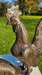 HAAN MET HEN / brons / tuinbeeld/ kippen, Dierenbeeld, Nieuw, Info@huisentuindecoratiemarie.nl, Huis en tuin decoratie marie