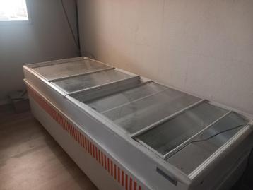 diepvries ''algida'' beschikbaar voor biedingen