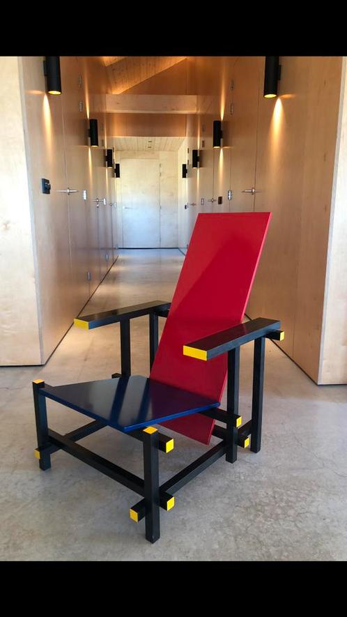 Originele Cassina Rietveld 635 Red and Blue stoel design, Huis en Inrichting, Stoelen, Gebruikt, Eén, Blauw, Ophalen