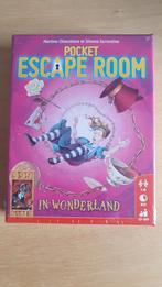 Nieuw in verpakeng ESCAPE ROOM in Wonderland, Hobby en Vrije tijd, Gezelschapsspellen | Kaartspellen, Nieuw, Jumbo, Vijf spelers of meer