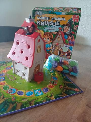 Knibbel Knabbel Knuisje van Jumbo kinderspel beschikbaar voor biedingen