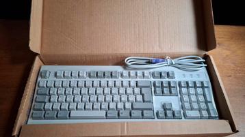 retro QWERTZ toetsenbord (nieuw in doos) beschikbaar voor biedingen