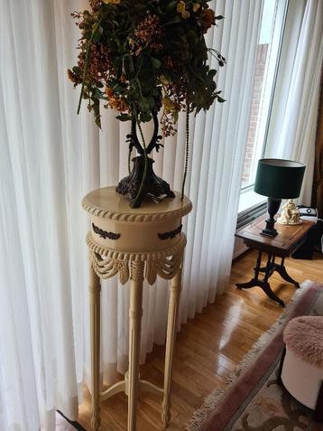 Plantentafel 1.10 m hoog Empire stijl beschikbaar voor biedingen