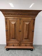 Karakteristieke antieke eikenhouten kast, Antiek en Kunst, Antiek | Meubels | Kasten, Ophalen