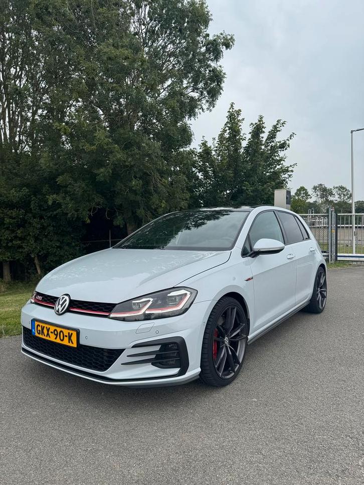 Volkswagen Golf GTI 245pk - Camera - Pano - VC -Keyless- 19", Auto's, Volkswagen, Particulier, ABS, Achteruitrijcamera, Adaptieve lichten