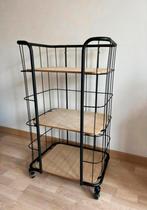 Industriële bakkerskast met stalen frame en wieltjes, Ophalen, Zo goed als nieuw