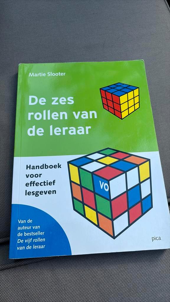 Martie Slooter - De zes rollen van de leraar, Boeken, Wetenschap, Zo goed als nieuw, Sociale wetenschap, Ophalen of Verzenden