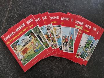 Cassette met 12 mini albums Suske en Wiske beschikbaar voor biedingen