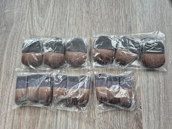 Diverse kwasten in twee verschillende maten, Sieraden, Tassen en Uiterlijk, Uiterlijk | Cosmetica en Make-up, Nieuw, Toebehoren