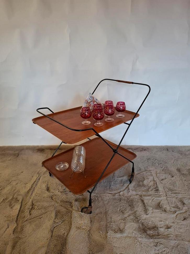 Vintage Impala serveerwagen teak barcart trolley bijzettafel, Antiek en Kunst, Antiek | Meubels | Tafels, Ophalen