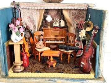 Vintage poppenhuis muziekkamer poppenkamer met interieur beschikbaar voor biedingen