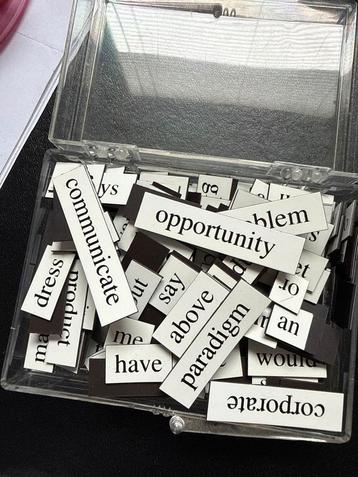 Woorden Magneten Set beschikbaar voor biedingen