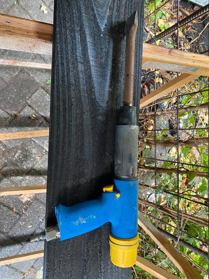 Pneumatische hakhamer, Doe-het-zelf en Verbouw, Compressors, Zo goed als nieuw, 100 liter of meer, Ophalen of Verzenden