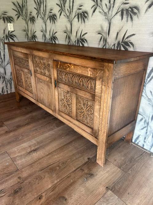 Authentiek Dressoir met Houtsnijwerk, Huis en Inrichting, Kasten | Dressoirs, Gebruikt, 150 tot 200 cm, 25 tot 50 cm, Met lade(s)