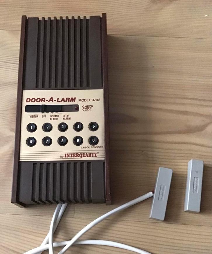 Deuralarm 9702 met sensor, Doe-het-zelf en Verbouw, Alarmsystemen, Gebruikt, Compleet systeem, Raam of Deur, Ophalen of Verzenden