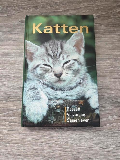 katten, Boeken, Dieren en Huisdieren, Gelezen, Ophalen of Verzenden