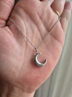 Zilveren Maan Ketting, Sieraden, Tassen en Uiterlijk, Ringen, 18 tot 19, Ophalen of Verzenden, Zo goed als nieuw, Dame