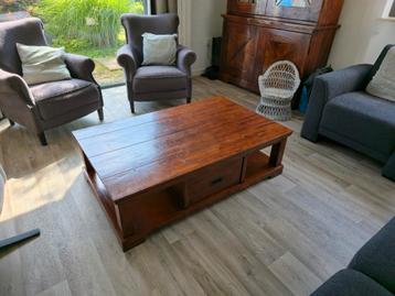 Salontafel massief hout koloniale stijl. beschikbaar voor biedingen