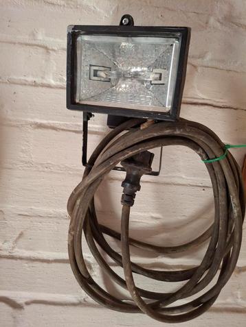Oude Looplamp / Bouwlamp beschikbaar voor biedingen
