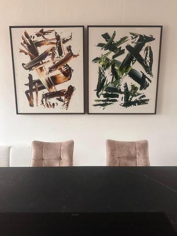 Twee barkrukken te koop (zwart met beige/oud roze-bruin) beschikbaar voor biedingen