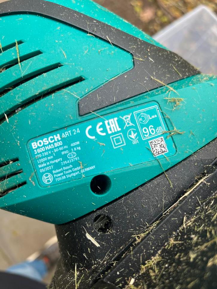 Bosch ART 24 Grastrimmer - Z.g.a.n., Tuin en Terras, Grastrimmers, Zo goed als nieuw, Elektrisch, 10 tot 30 cm, Ophalen of Verzenden
